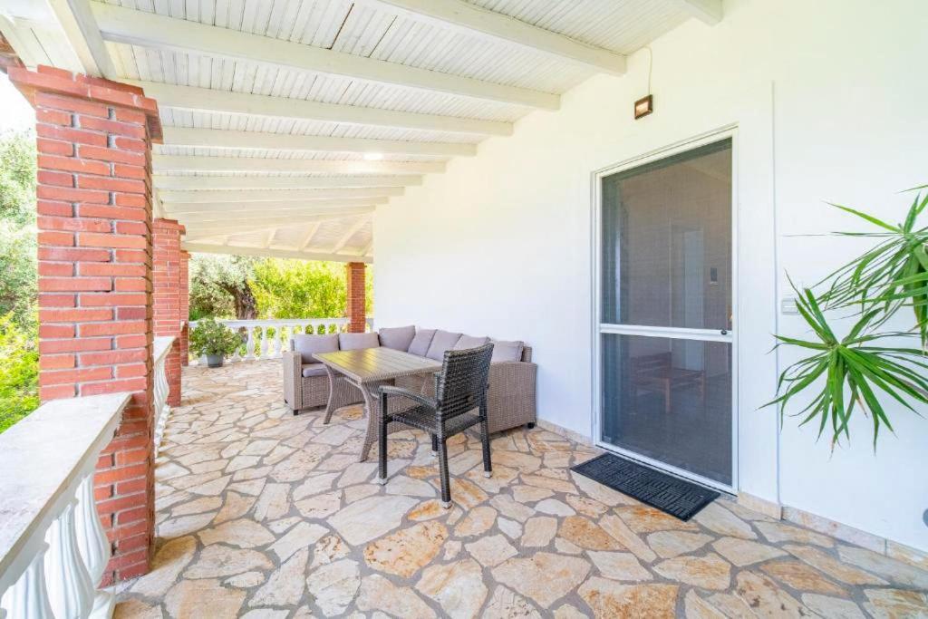 Villa Olive Grove And Sea View Agios Spyridon  Экстерьер фото